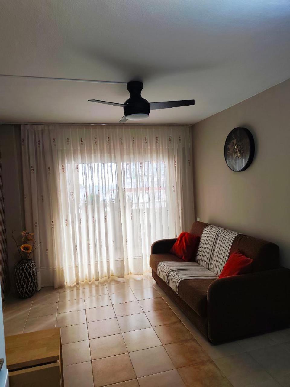 Comfy Apartment In Salou Exterior foto